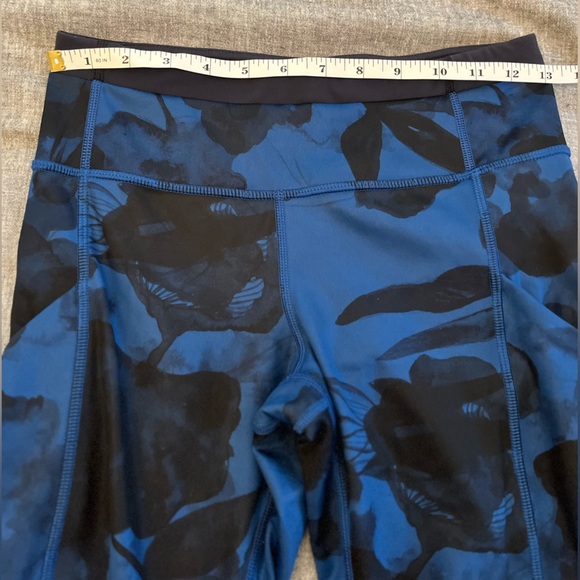 Lululemon Full Length Jumbo Inky Floral Wunder Under Size 4 - Picture 15 of 16